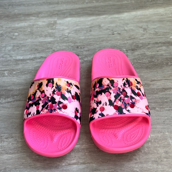 Crocs Iconic Comfort pink slides 6 - Picture 1 of 5